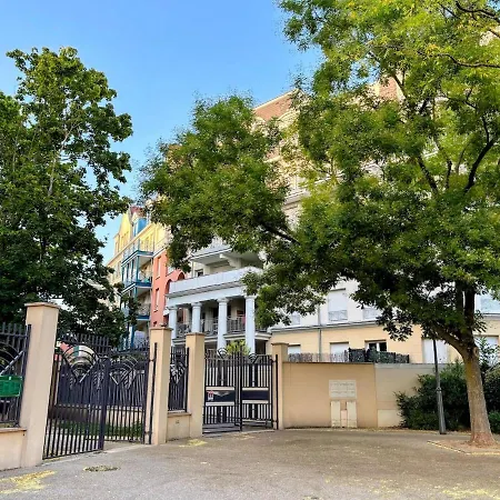 Apartment Elegant With Private Parking, Close To Paris Le Blanc-Mesnil